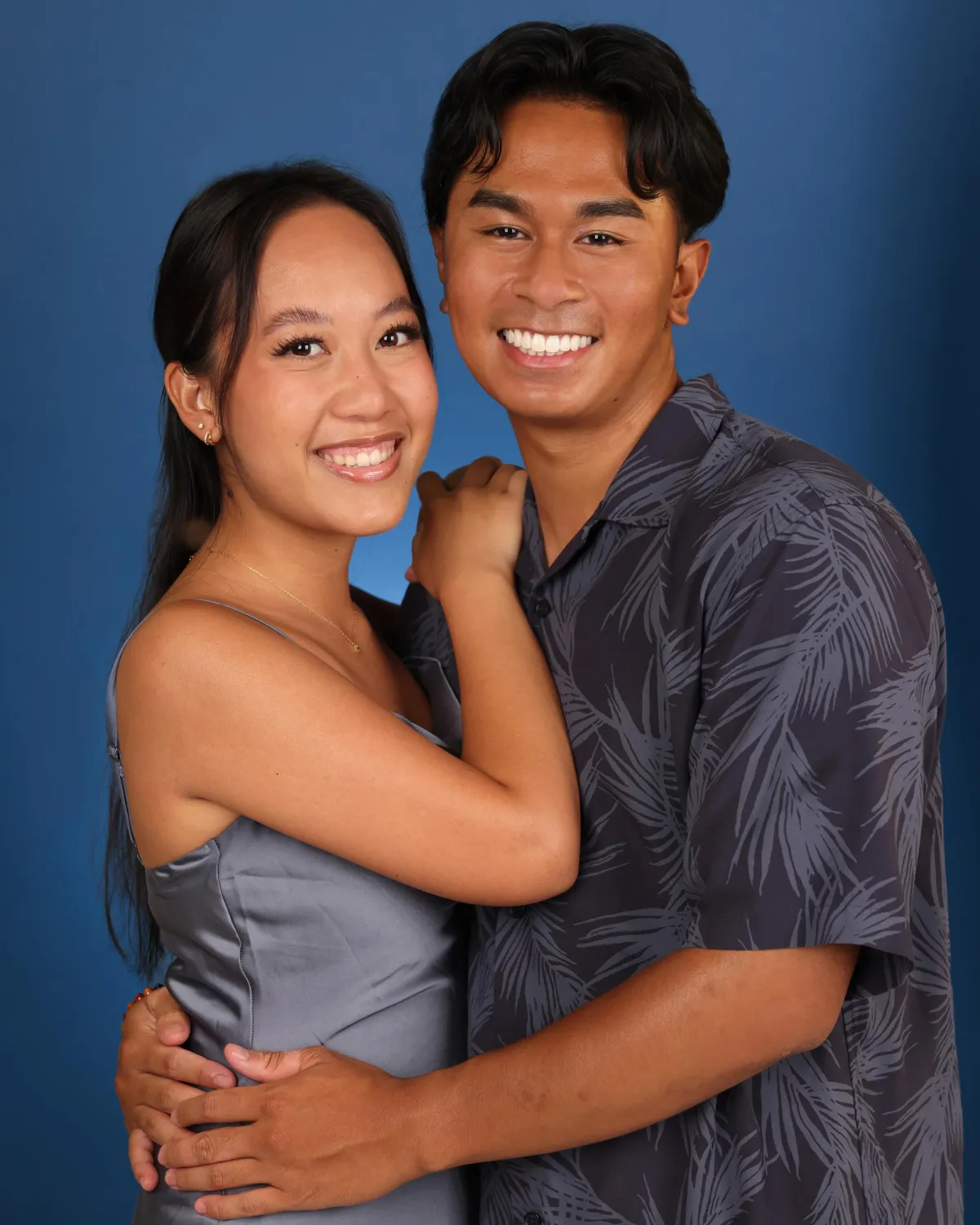 Couple portraits in Honolulu. 