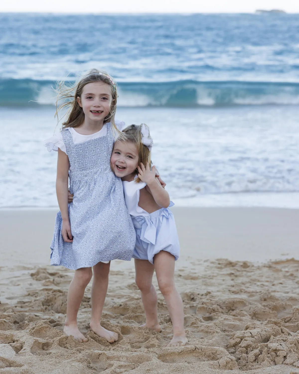Family photo shoot in Hawaii.