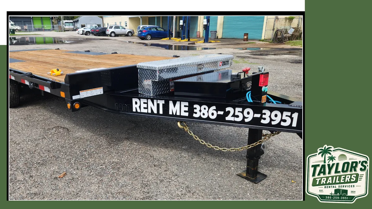 How Does the Deckover Tilt Trailer Support Daytona Beach Fall Construction Season?