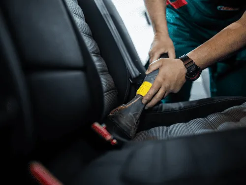 {{ custom_values.service_1 }} in {{custom_values.biz_area_1})