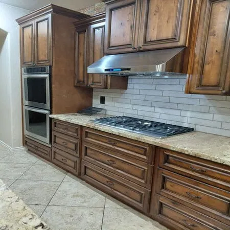 Kitchen range and hood after a Haven House Cleaning move-out clean in the Phoenix area