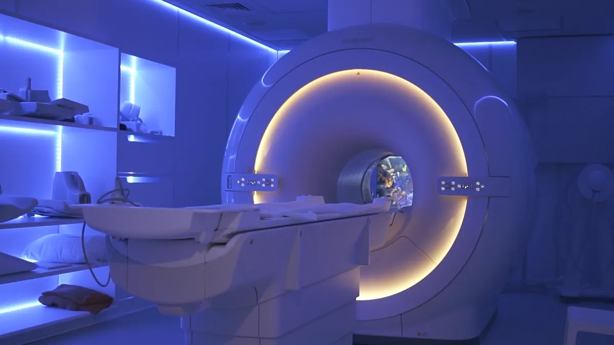 Ante un diagnóstico de tumor cerebral en el Ecuador, una segunda opinión médica es vital. Conozca los criterios de alta complejidad del Dr. Julio Enríquez en Quito.