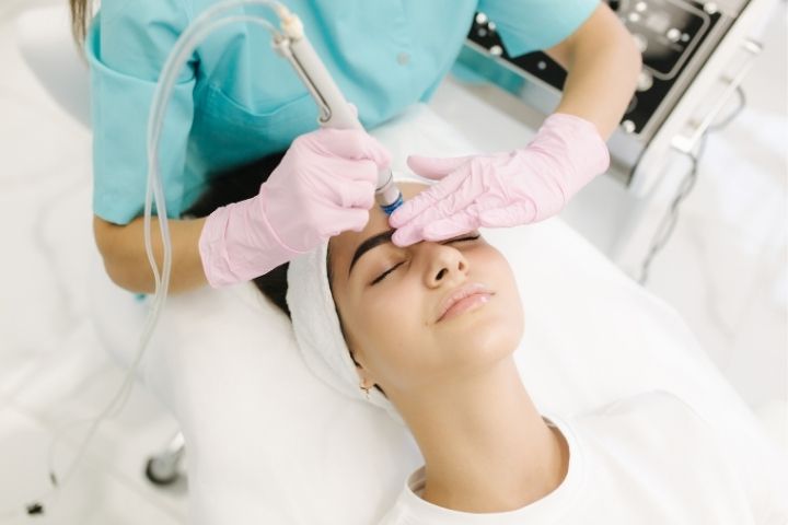 What Jobs Can You Get After Beauty School?