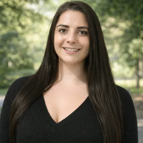 Michaela Whalen, cofounder of Feel Day a 3 day transformation wellness retreat camp. Certified breathwork yoga teacher, meditation teacher, trauma informed