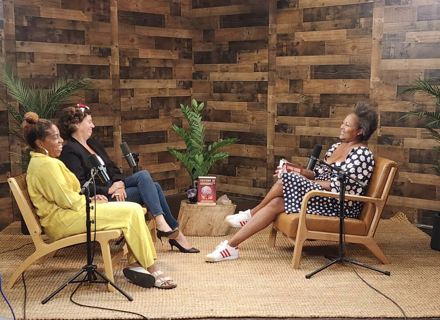 person holding silver iphone 6