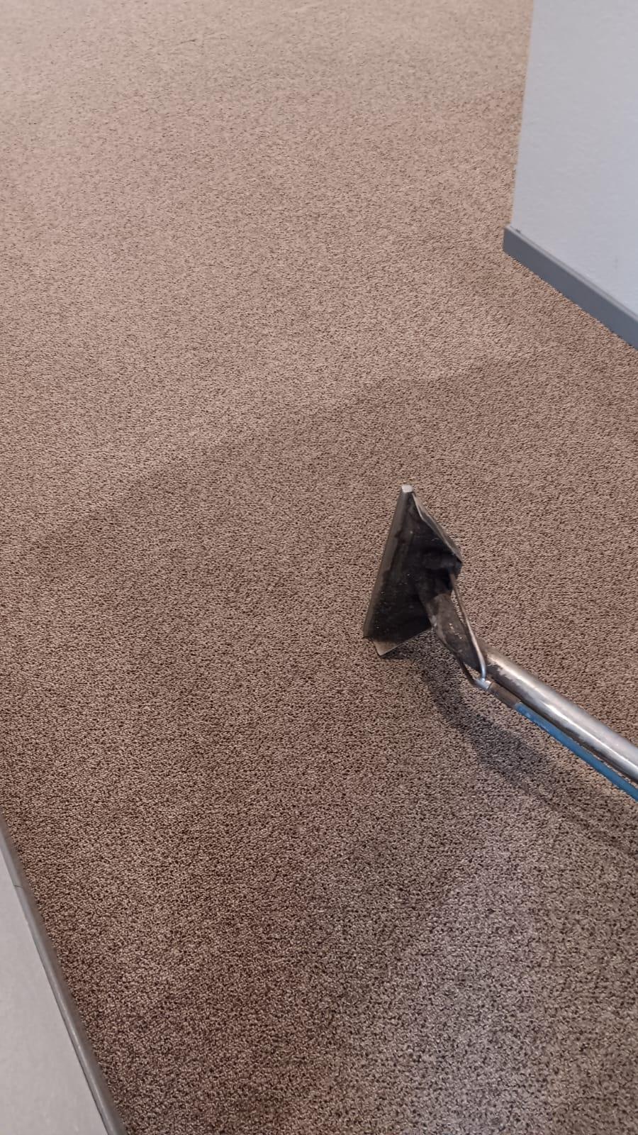 Window cleaning and streak-free glass at a Santa Maria property — offered to homeowners and commercial/office clients in Santa Barbara and San Luis Obispo counties.