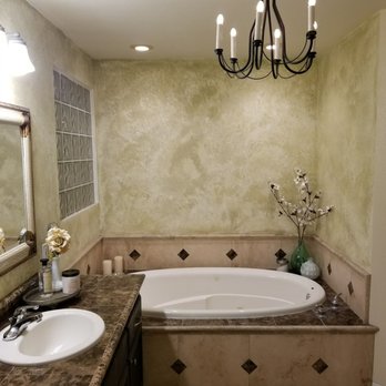 Close-up of clean carpet fibers after professional cleaning in Santa Maria — for homeowners and commercial/office clients in Santa Barbara and San Luis Obispo counties.