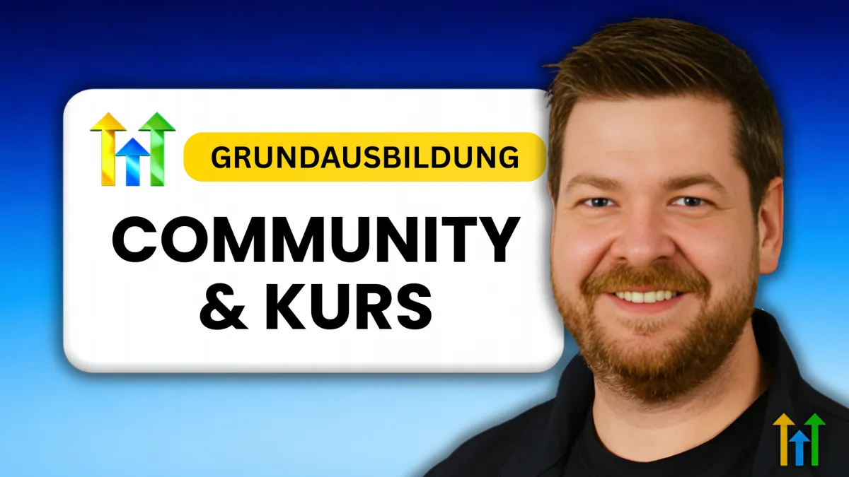 Community & Kurs, daneben ein lächelnder Martin Dellwingn 