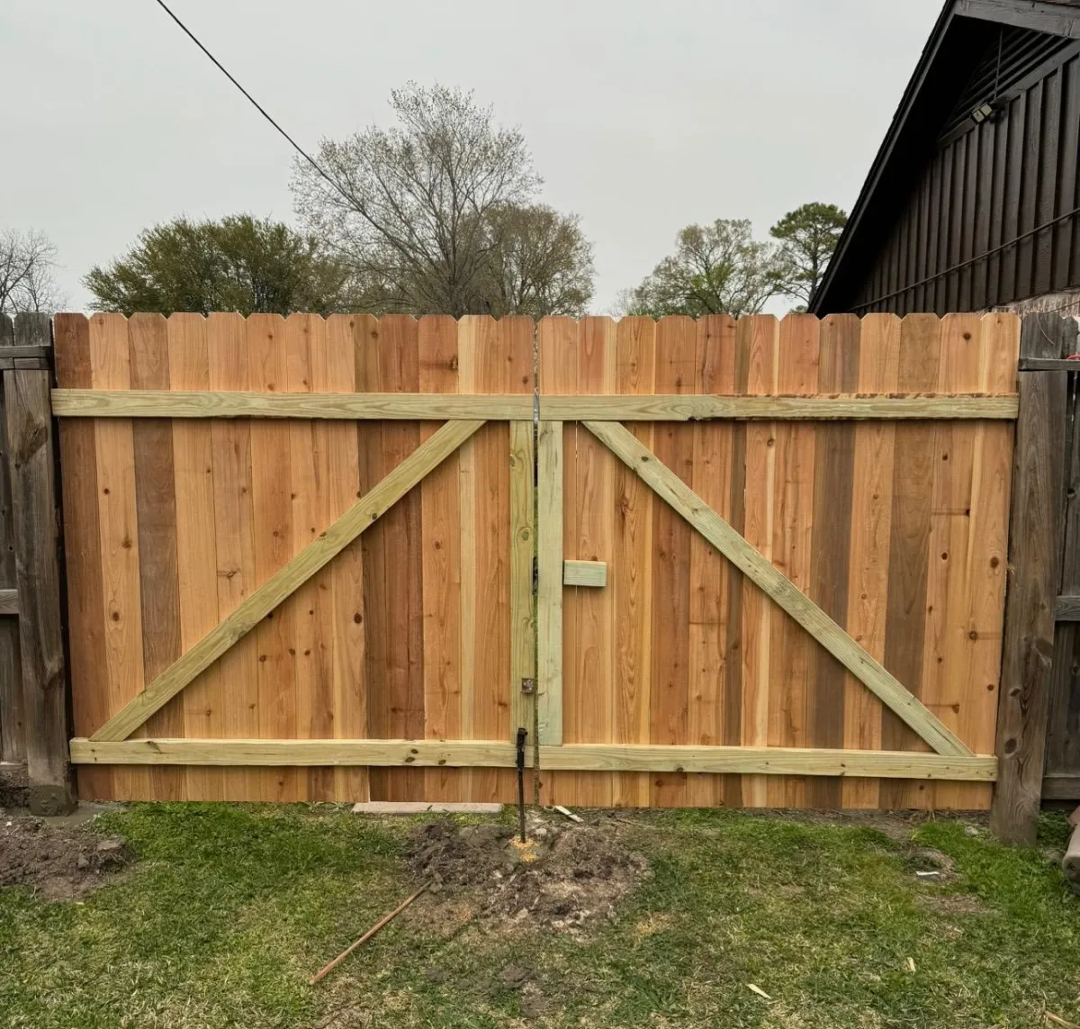 Iron Fence Installation & Repair in 
