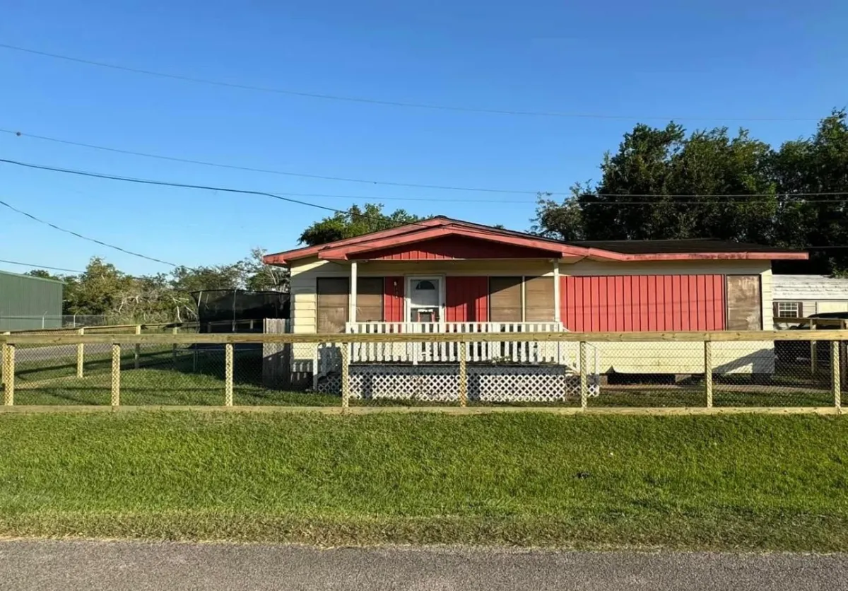 Commercial Fencing in 