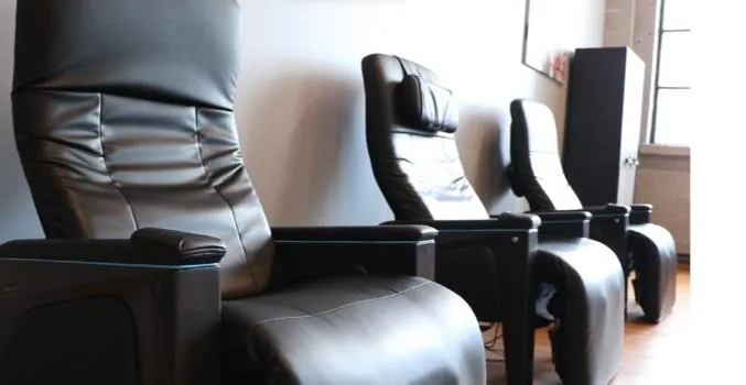 Massage Chair in Nashville QNTM fitlife