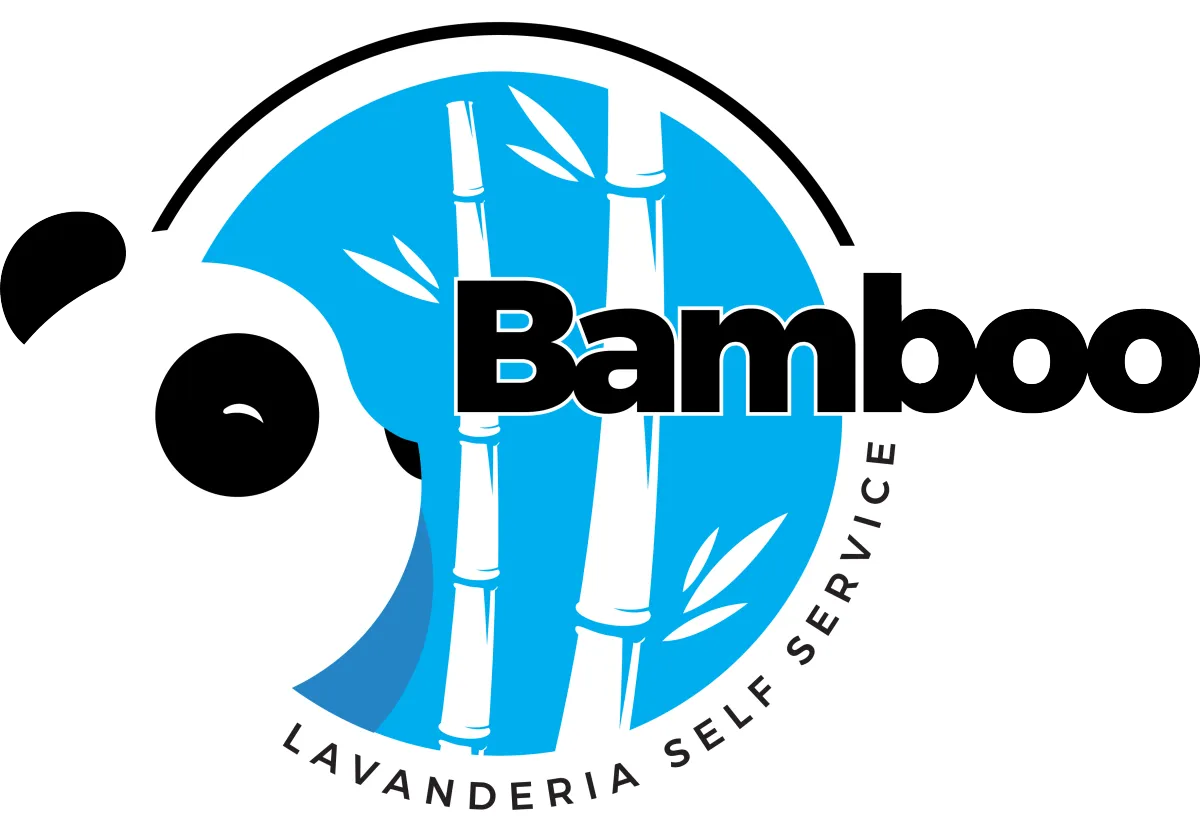Logo di Bamboo Lavanderia Self Service con panda stilizzato e sfondo azzurro con bambù