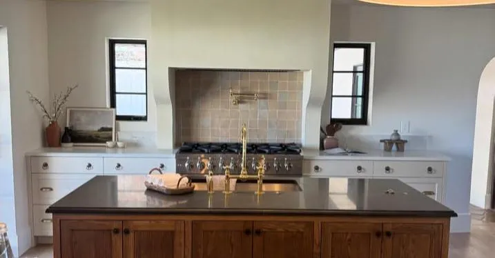 Kitchen remodeling ideas in Utah featuring modern cabinets, quartz countertops, and island design