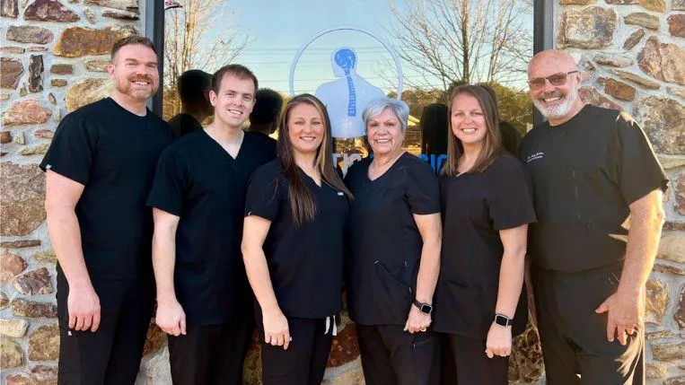 staff team photo chiropractor tupelo