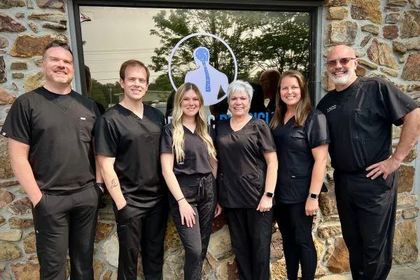 staff team photo chiropractor tupelo
