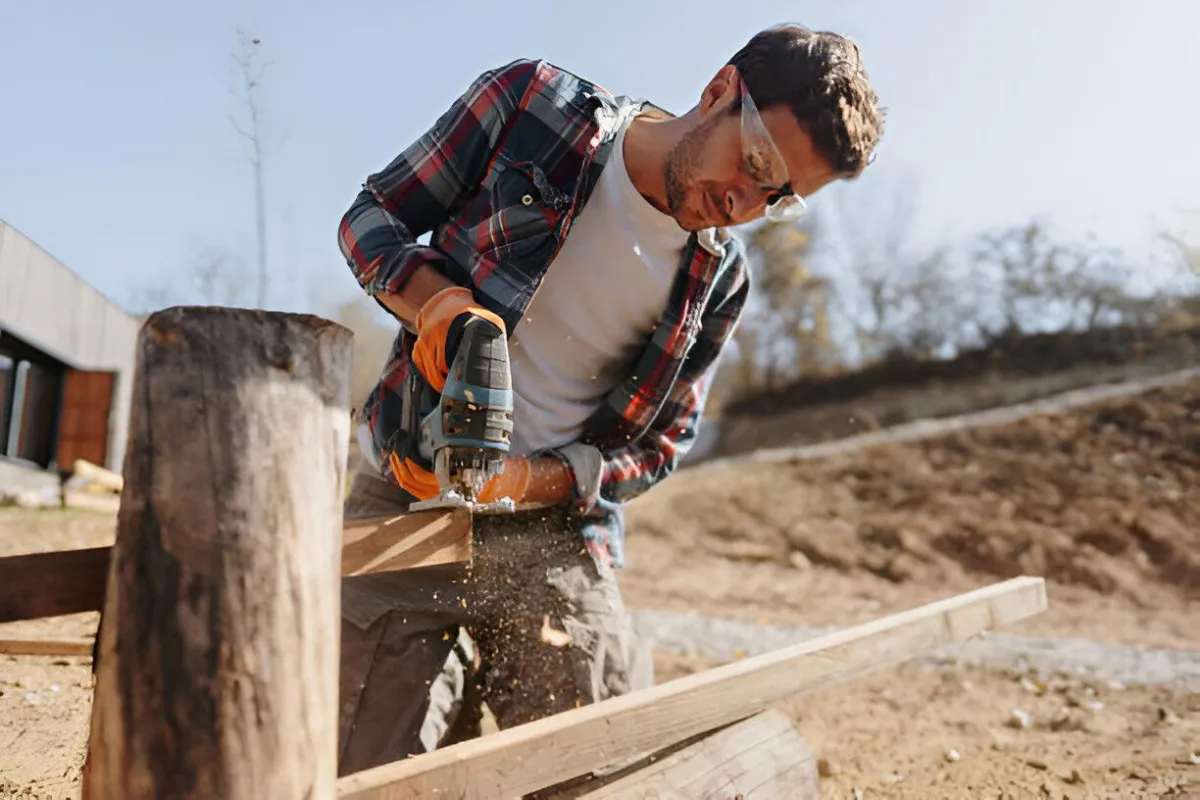 Affordable wood fence installation cost estimate in Albany GA