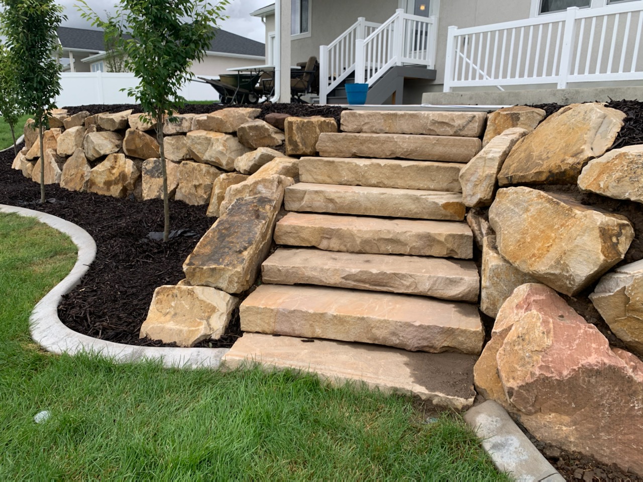  Commercial Landscaping