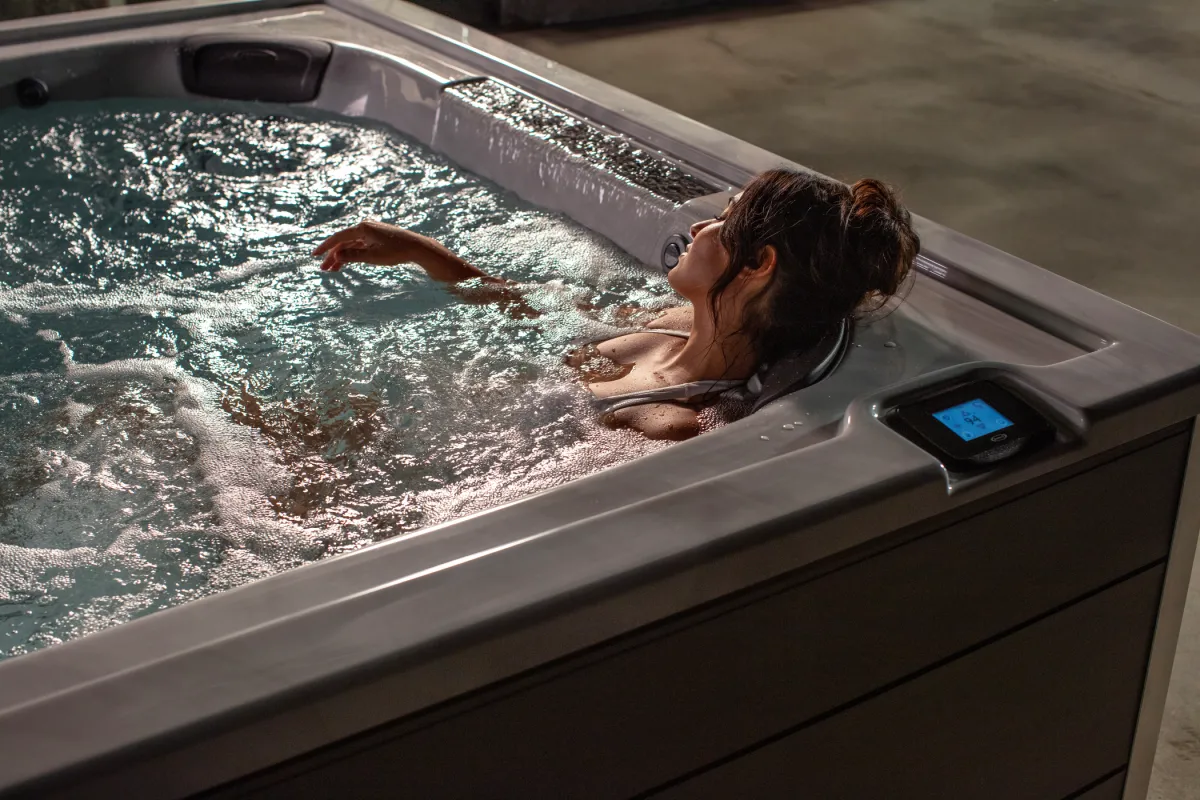 Woman in Jacuzzi J-LX