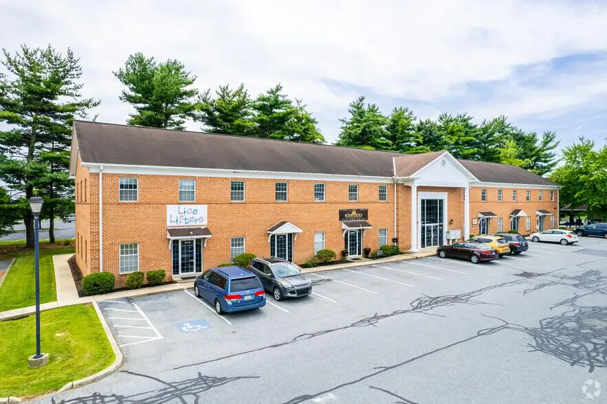 Lancaster Concrete builds and installs driveways.