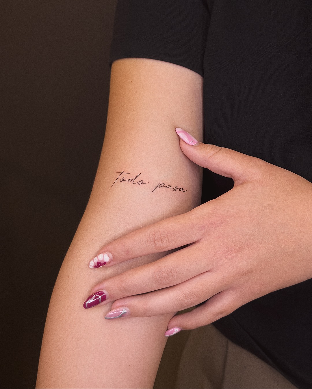 A sign that is on the side of a building