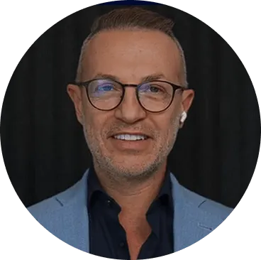Meet Antonio, Former Merrill Lynch Investment Strategist Who's Bringing The "Magnitude Method" To Everyday Traders 