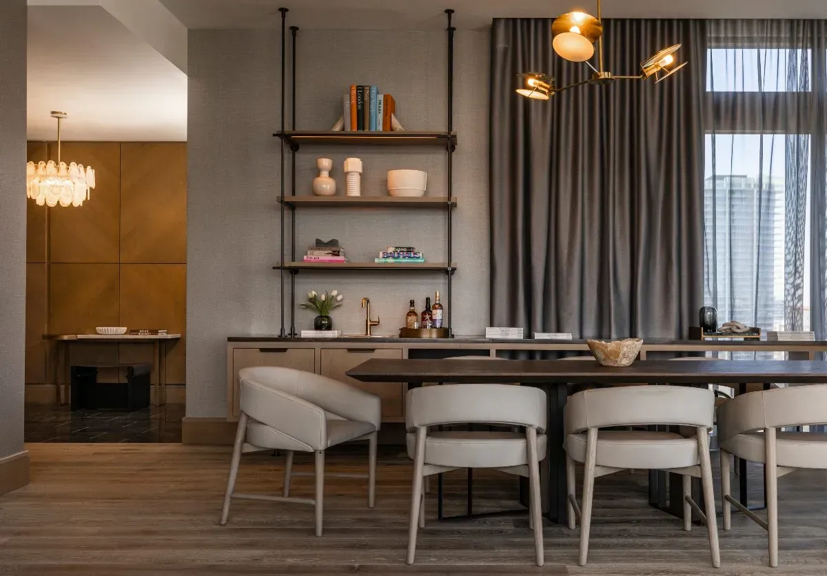 When to Choose Plain Sawn White Oak Flooring for Commercial Projects