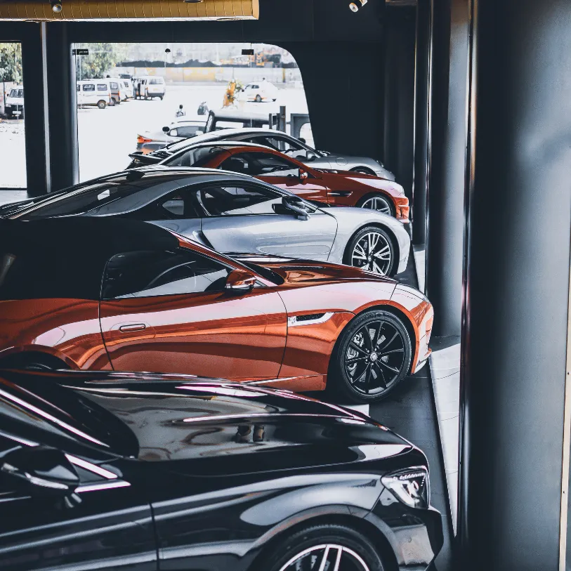 Covering automobile ou peinture complète : quel est le meilleur choix en 2026 ?