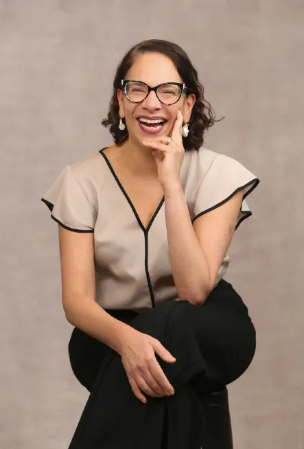 Portrait of Yolanda, the Dr. Mom Guide