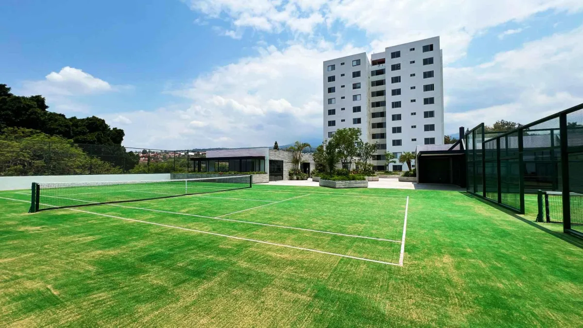 Departamento con Cancha de Tenis