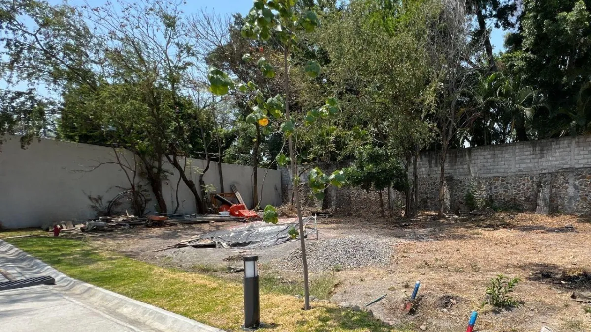 Lote 4 Palmira, Cuernavaca