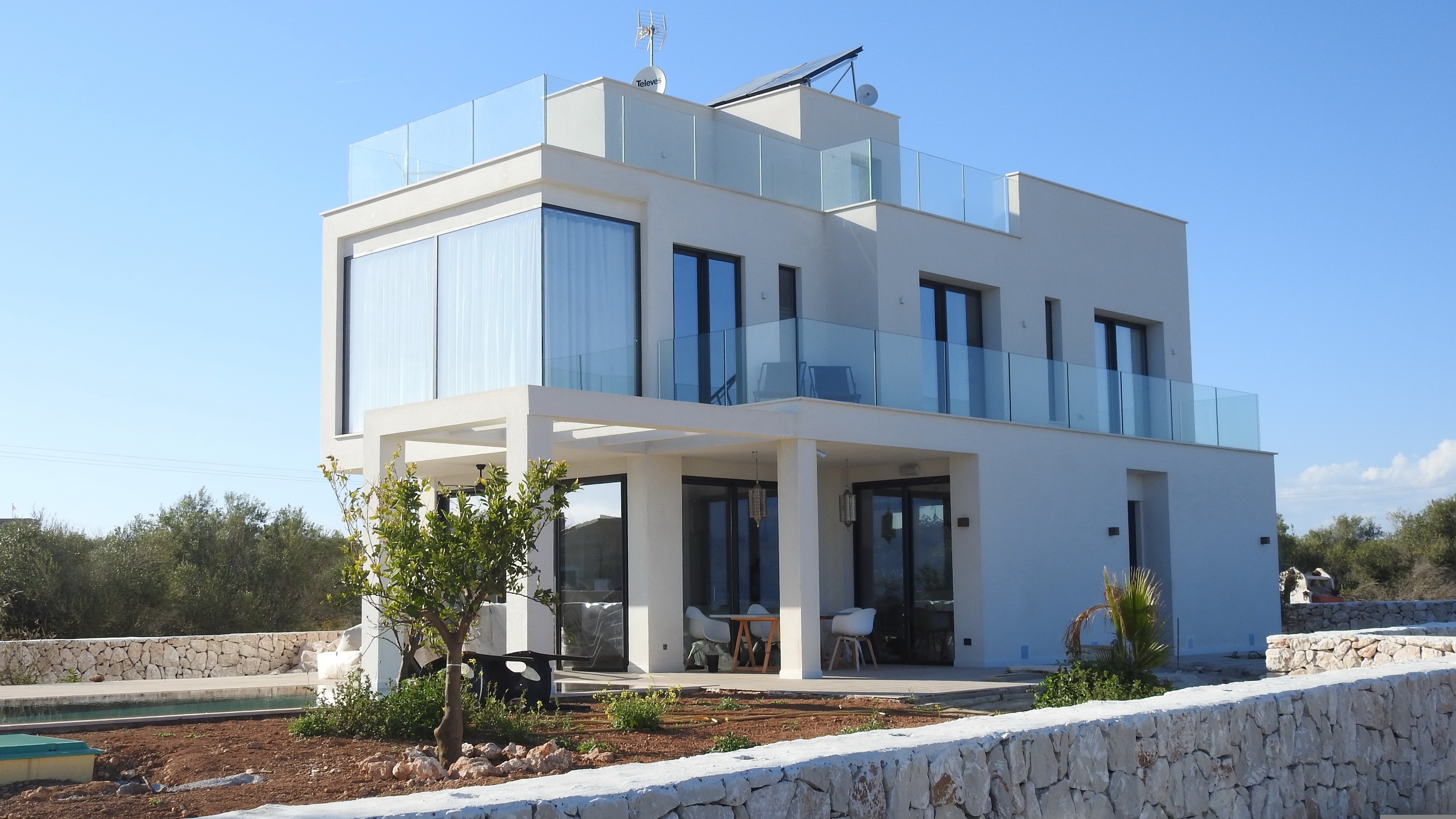 blue and white concrete building