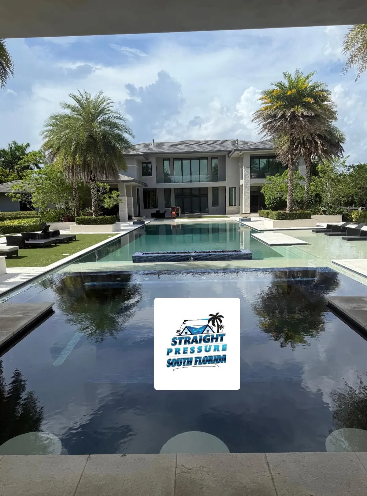 Professional residential pressure washing and driveway cleaning services in South Florida.