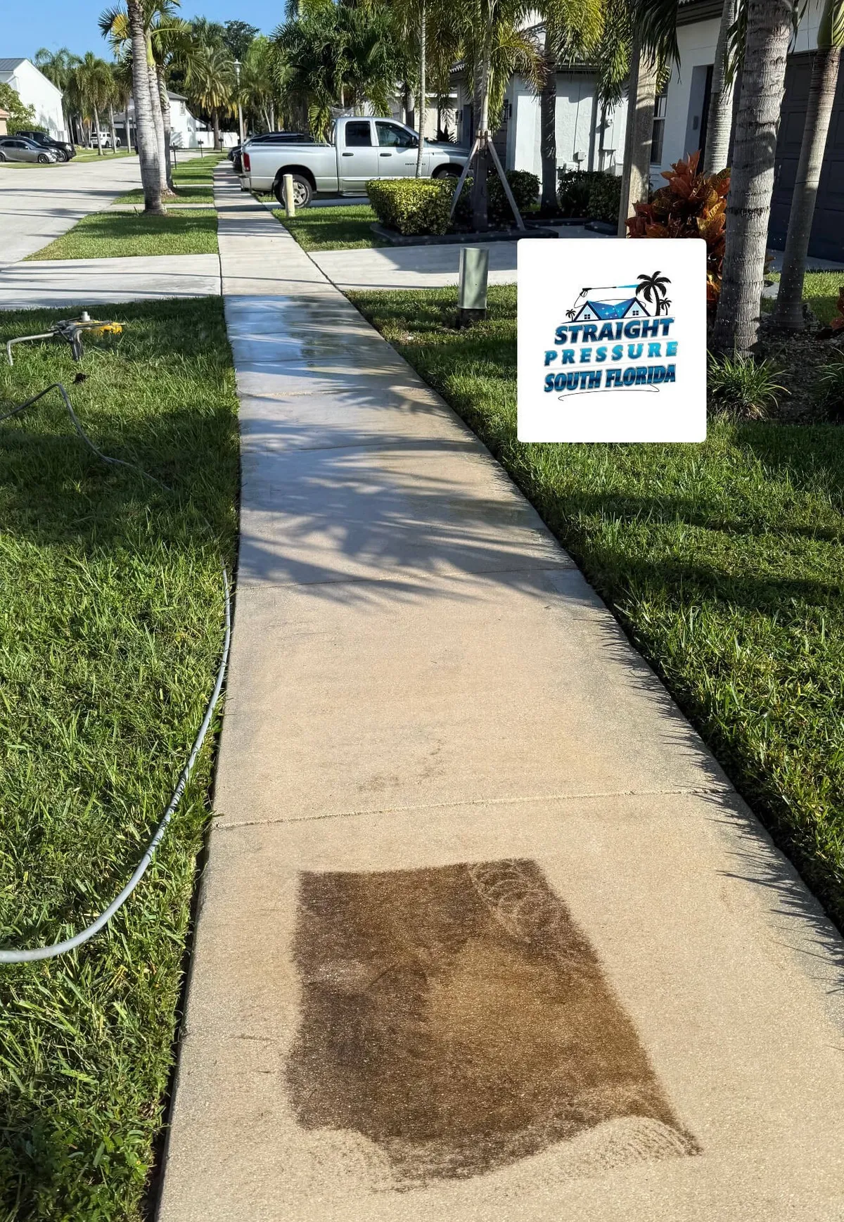 Sidewalk pressure washer in Pembroke Pines FL with dirty patch showing before and after contrast