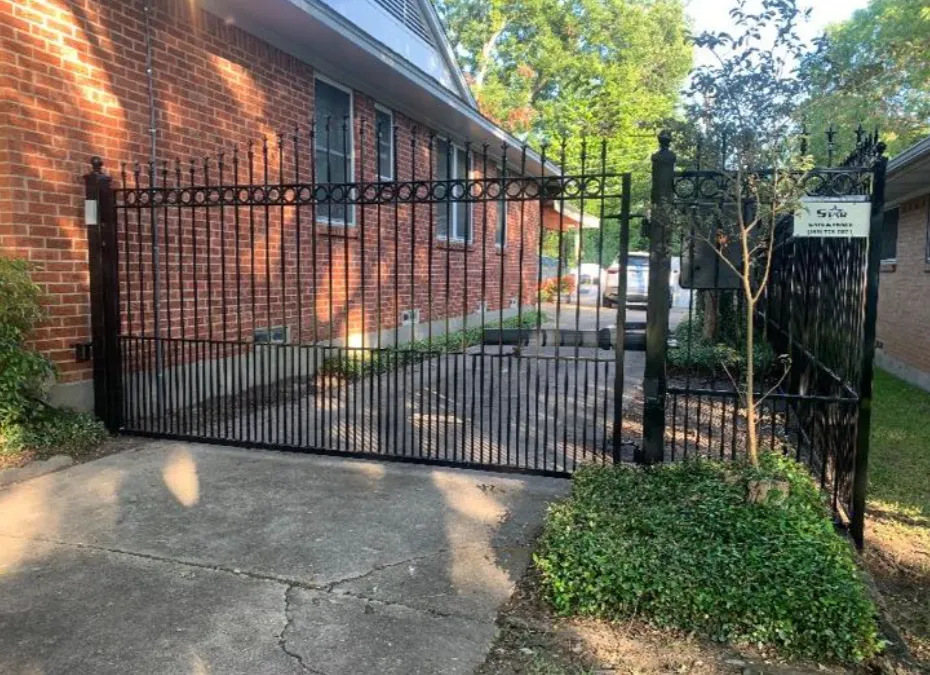 metal fence installation naples fl