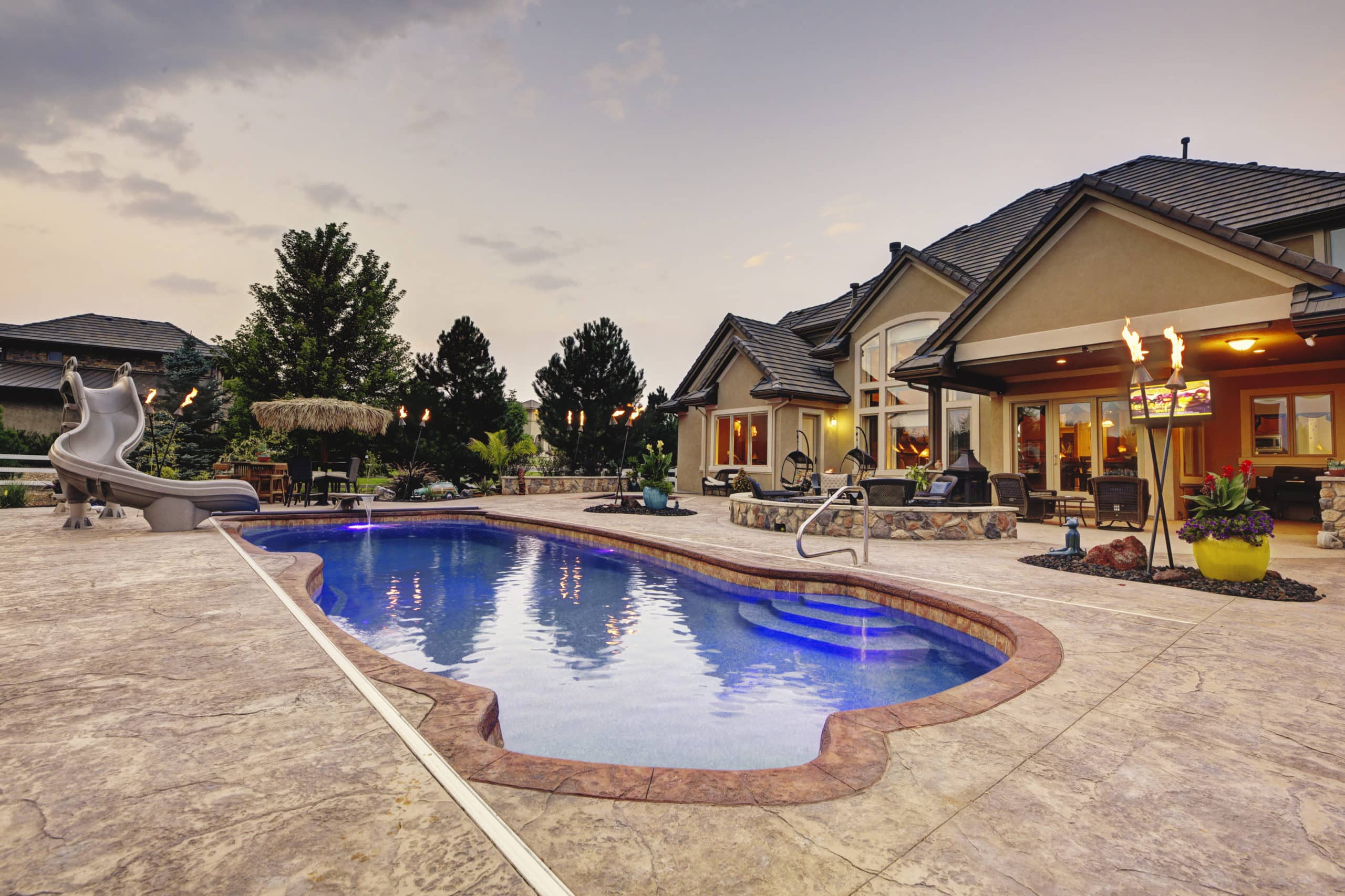 pool construction costs