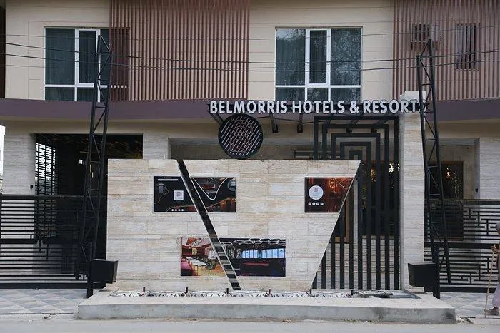 Belmorris Hotels and  Resorts Multn