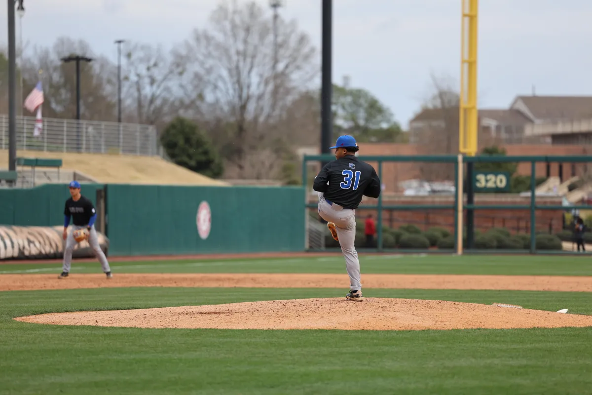 Modern move-in-ready home interior illustrating the types of properties eligible for fast cash offers.