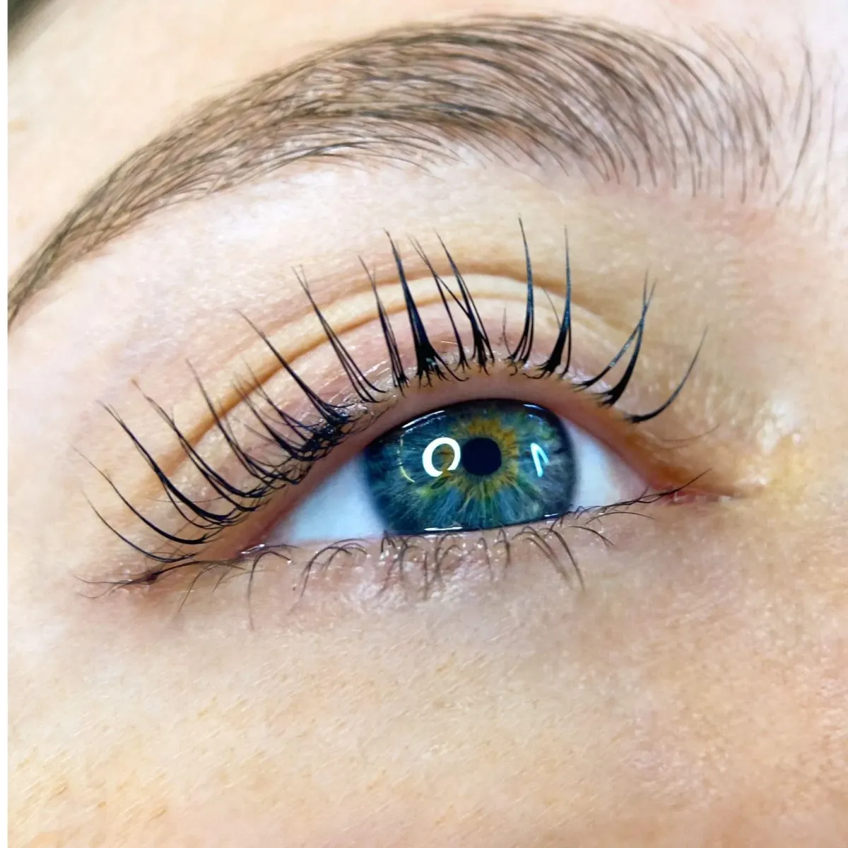 rehaussement de cils maison regard