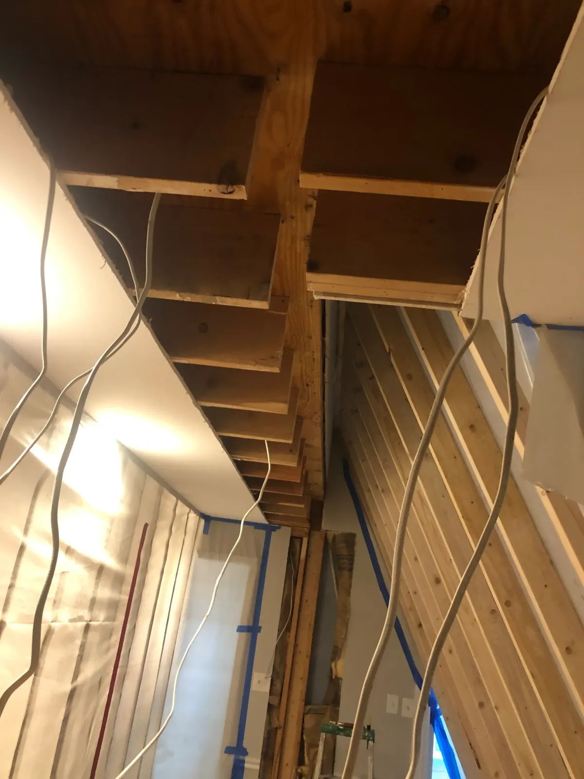 Fairfax Station temporary support while the preparations for the new beam are put in place. Joists prepared for new beam.