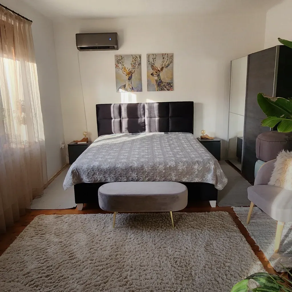 A vidéki nyugalom találkozik a modern eleganciával és a rusztikus stilussal. Borágó Vendégház Nyíregyháza