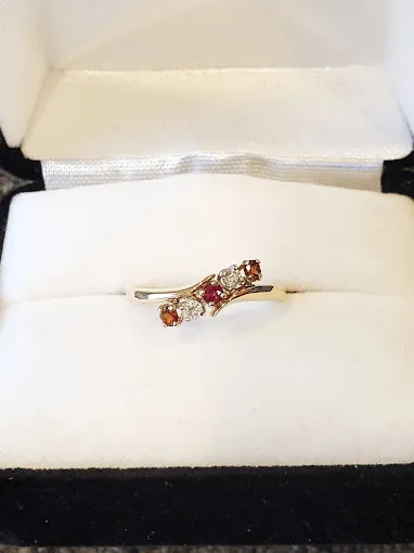 diamond and color stones mother ring repair