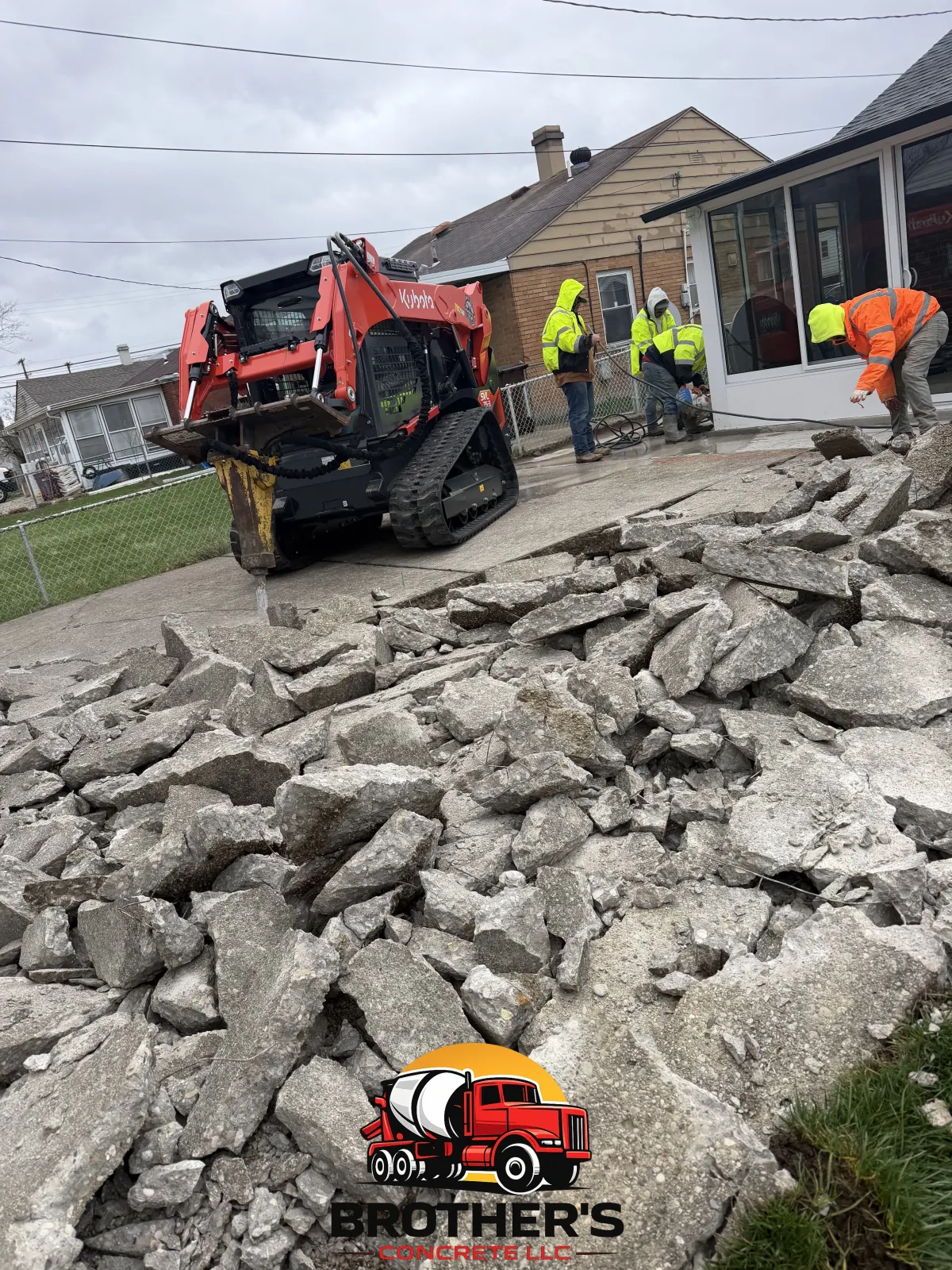 concrete demolition service in Mason Cincinnati Ohio removing old driveway