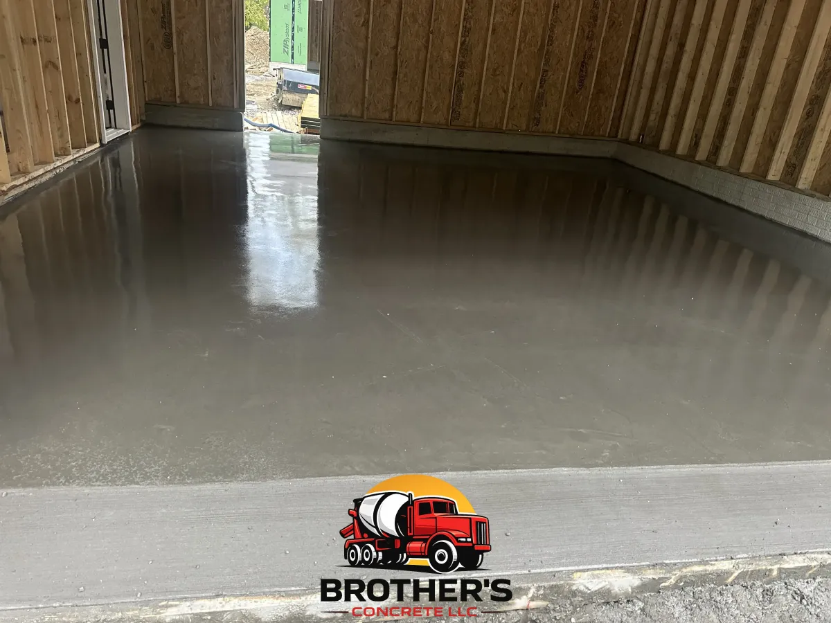 concrete garage floor in Cincinnati Ohio smooth finish durable residential garage slab