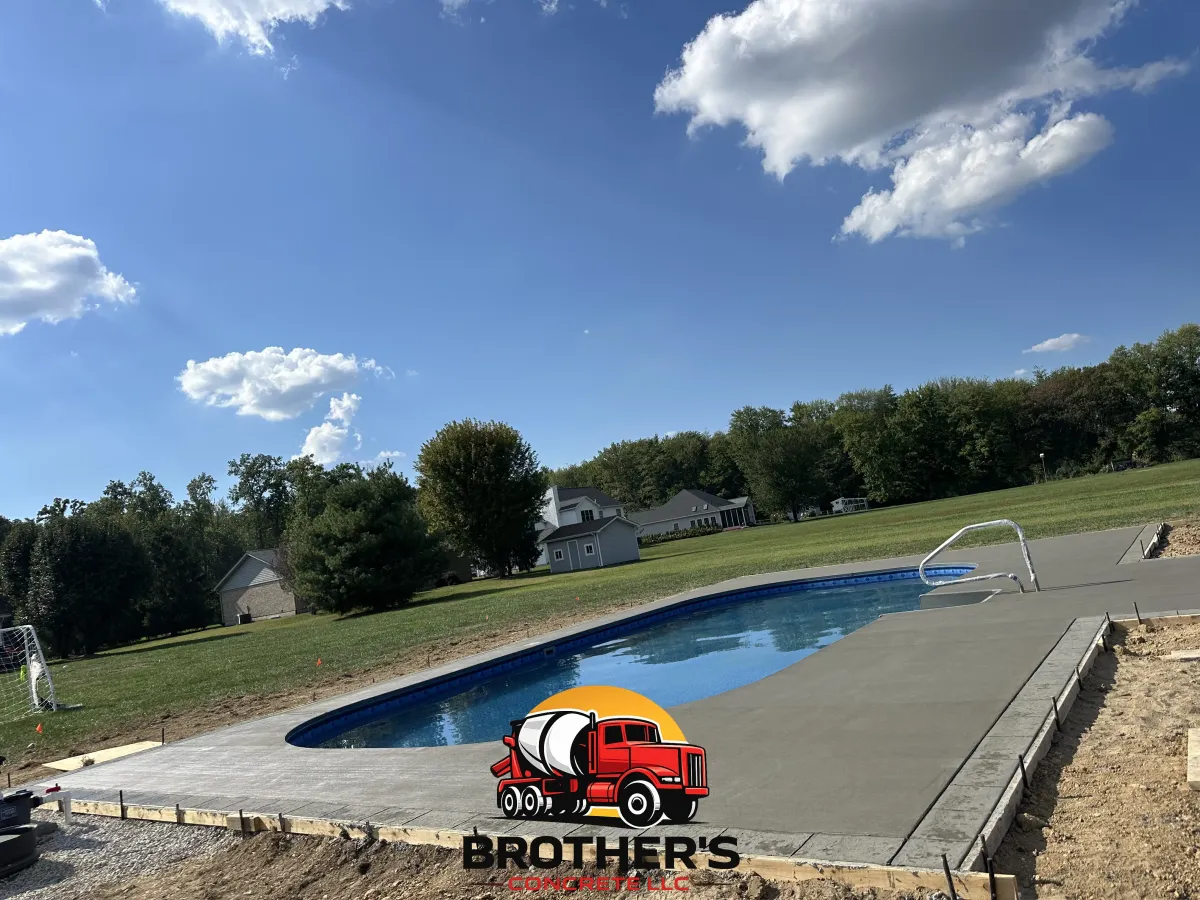 concrete pool deck installation in Cincinnati Ohio slip resistant finish around swimming pool
