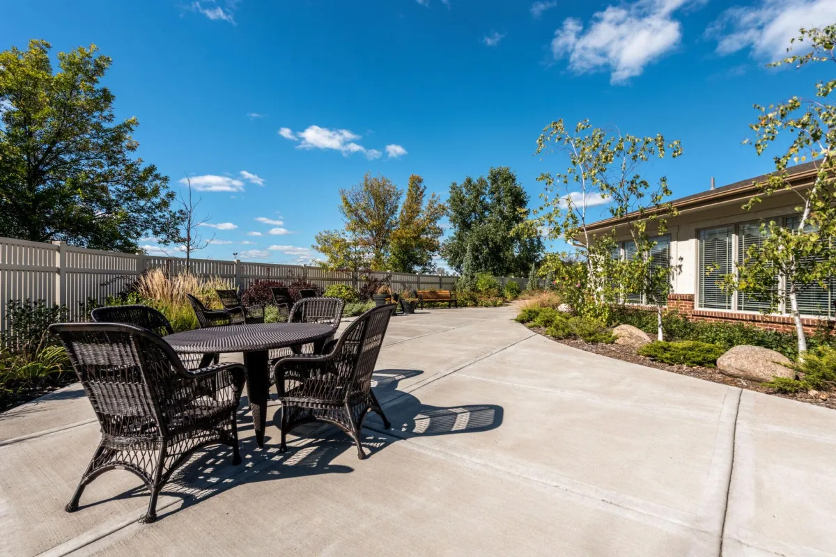 Maplewood Concrete builds and installs patio