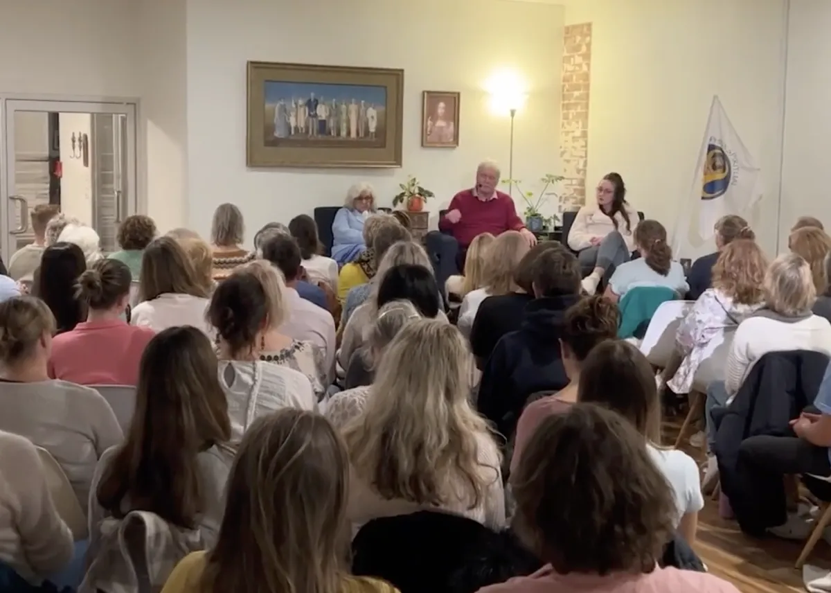 Deep Trance Mediumship with world-renowned deep trance medium Ian Rogers director of Sphinx Spiritual School of Learning