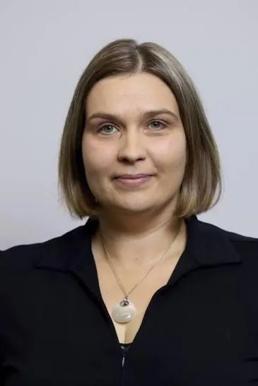 Sarah Jenkins Headshot