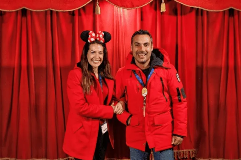 Interactuar con personajes Disney