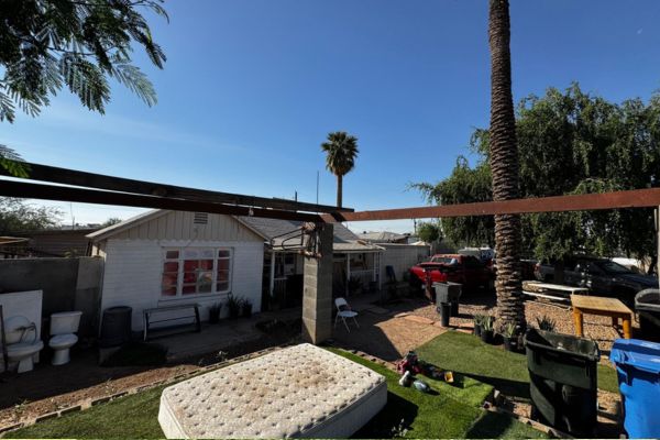 Prime SFR & Duplex Investment Opportunity | Two Lots | All Permitted W Tonto St Phoenix, AZ 85009