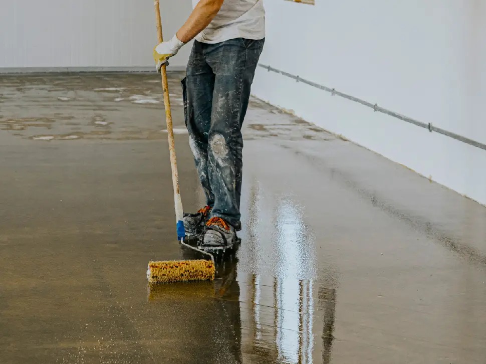 how to remove yellowing from epoxy floor